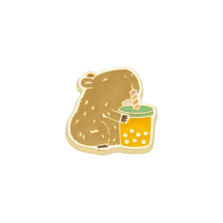 Acessórios Chinelos - Pin Capivara Refresco